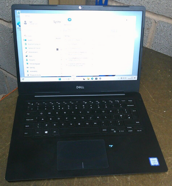 Dell Vostro 5481 14" Laptop i5-8265U 1.60Ghz 8GB RAM 256GB SSD Win 11Pro(L26)